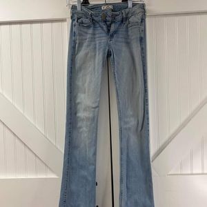 Hollister light wash boot cut size 3 regular